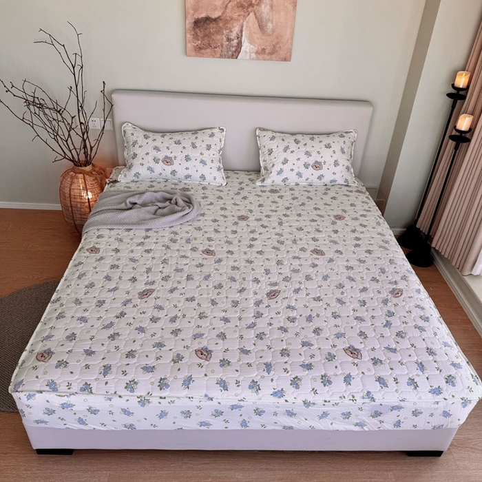 91家纺网 家纺一手货源 找家纺 兜米家居 2024新款云朵水洗纱夹棉单品床笠 小蓝花