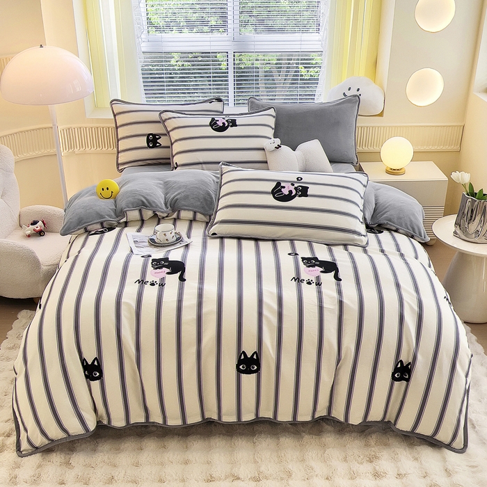 91家纺网 家纺一手货源 找家纺 2024新款全棉加牛奶绒四件套单被套系列-四件套 俏皮猫