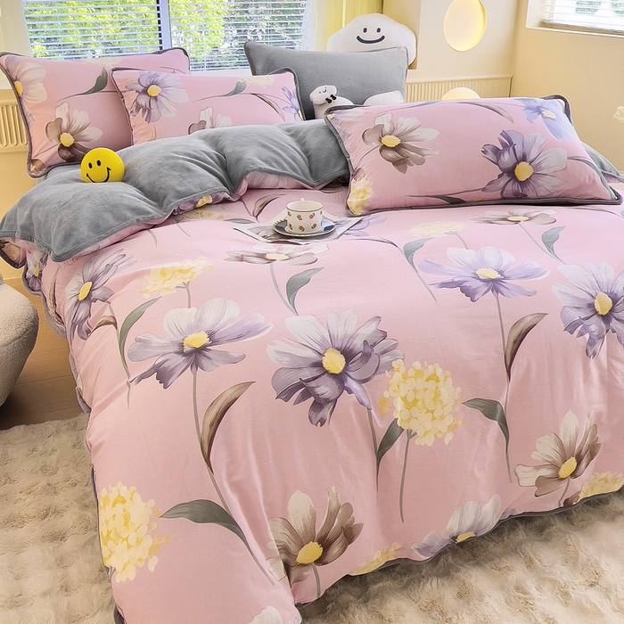 91家纺网 家纺一手货源 找家纺 2024新款全棉加牛奶绒四件套单被套系列-四件套 慕雅