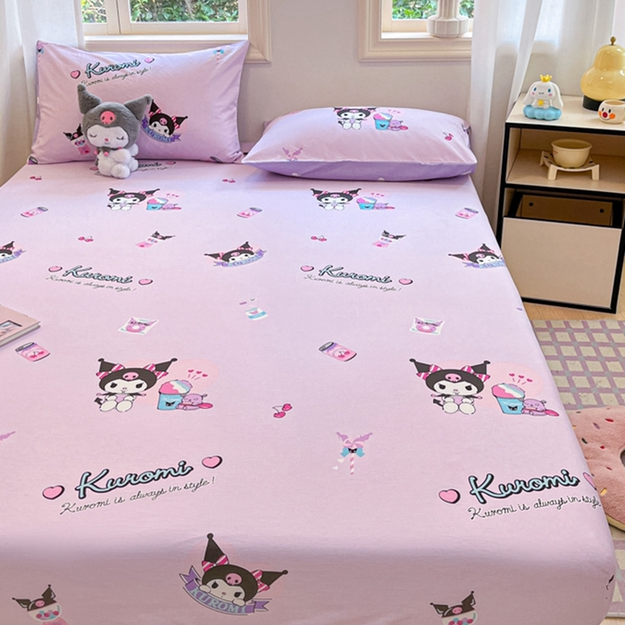 91家纺网 家纺一手货源 找家纺 博雅 2024新款三丽鸥卡通系列全棉印花床笠 库洛米爆米花可乐