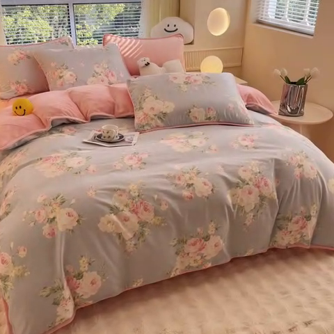 91家纺网 家纺一手货源 找家纺 2024新款全棉加牛奶绒四件套单被套系列-四件套 温婉佳人