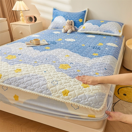 91家纺网 家纺一手货源 找家纺 (总) 兄弟坊 2025新款牛奶绒印花床护垫床笠 床垫保护套