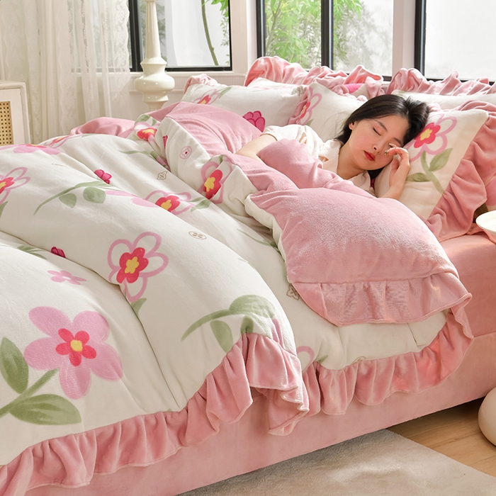 91家纺网 家纺一手货源 找家纺 妮恒美 2024新款韩版牛奶绒四件套 香水百合