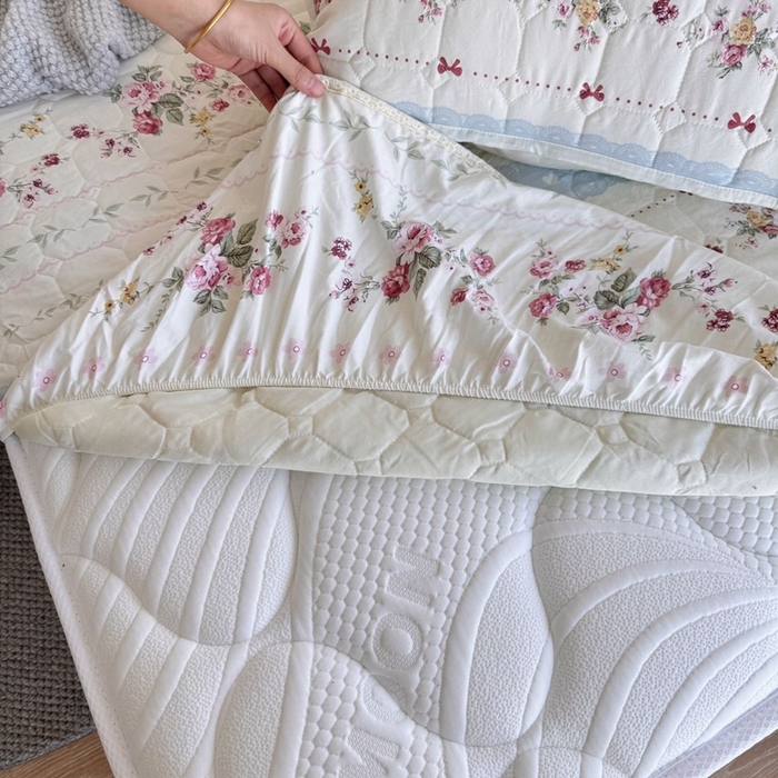 91家纺网 家纺一手货源 找家纺 兜米家居 2024新款云朵水洗纱夹棉单品床笠 素美