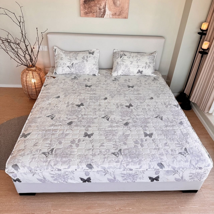 91家纺网 家纺一手货源 找家纺 兜米家居 2024新款云朵水洗纱夹棉单品床笠 蝶舞