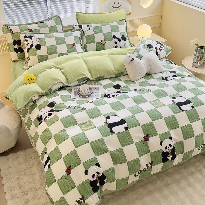 91家纺网 家纺一手货源 找家纺 2024新款全棉加牛奶绒四件套单被套系列-四件套 緑格熊猫