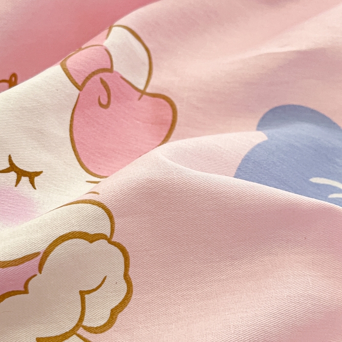 91家纺网 家纺一手货源 找家纺 博雅 2024新款三丽鸥卡通系列全棉印花床笠 玩偶KT