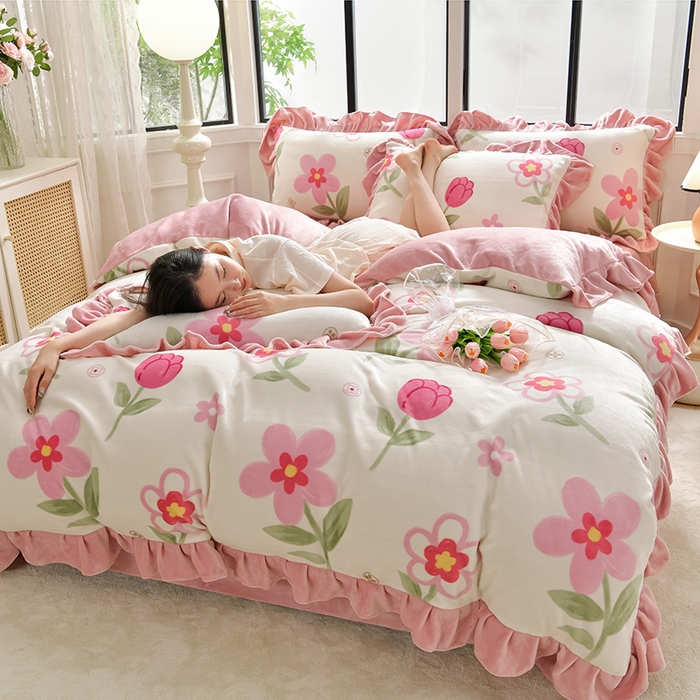 91家纺网 家纺一手货源 找家纺 妮恒美 2024新款韩版牛奶绒四件套 香水百合