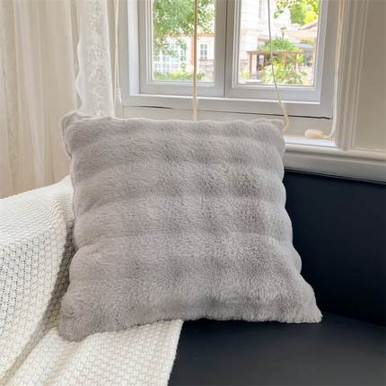 91家纺网 家纺一手货源 找家纺 （总）圣比熊 2025新款兔毛绒抱枕套牛奶绒枕芯套雪花绒枕头套单人宿舍