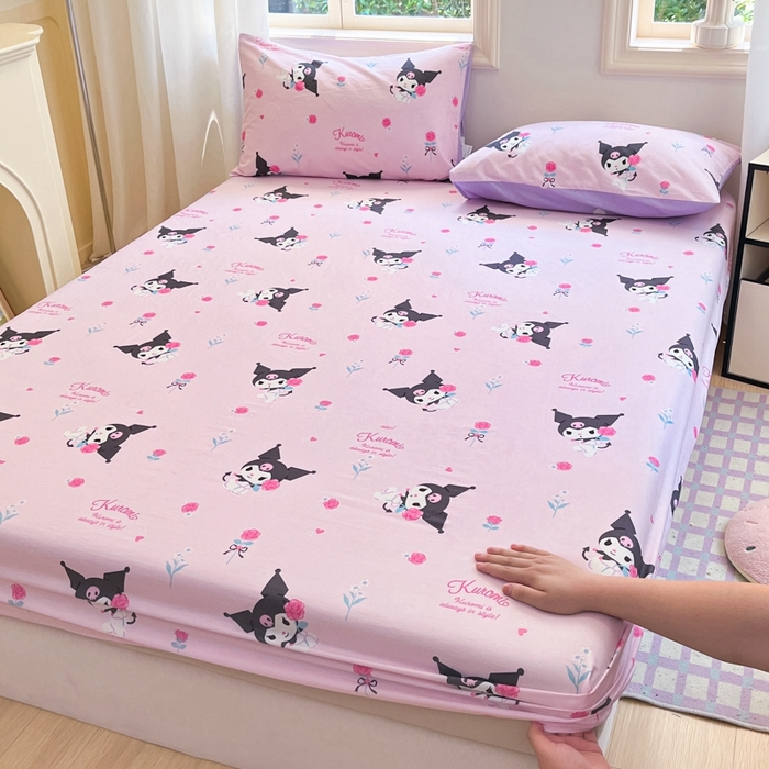 91家纺网 家纺一手货源 找家纺 博雅 2024新款三丽鸥卡通系列全棉印花床笠 小花库洛米