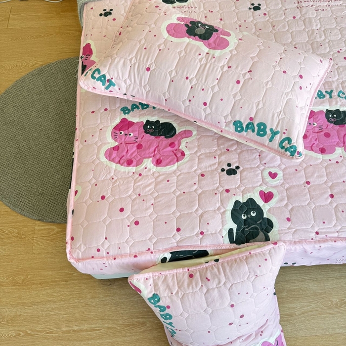 91家纺网 家纺一手货源 找家纺 兜米家居 2024新款云朵水洗纱夹棉单品床笠 小猫咪