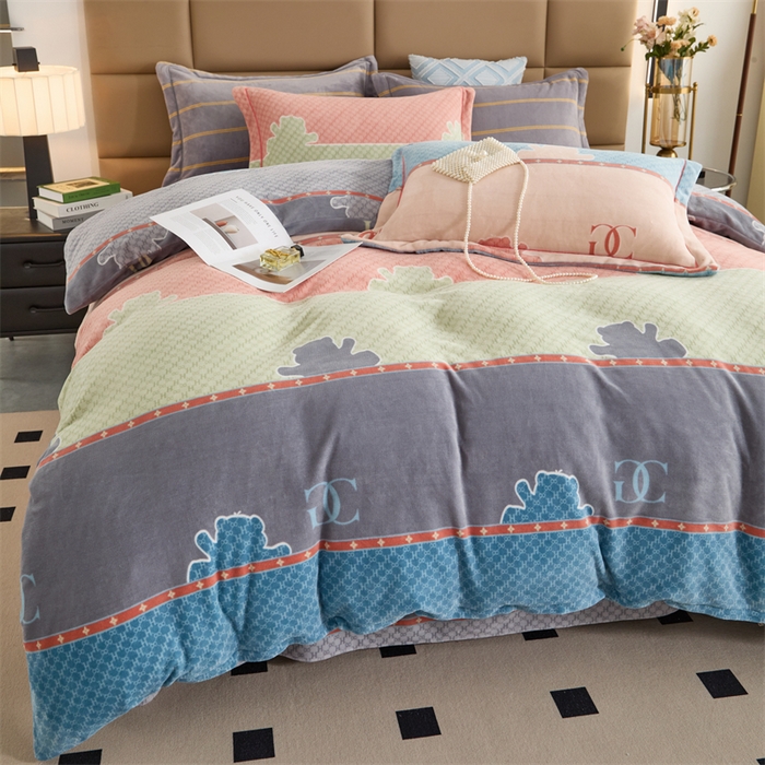 91家纺网 家纺一手货源 找家纺 优姿家纺 2025新款加厚全消光牛奶绒印花四件套 芬格兰