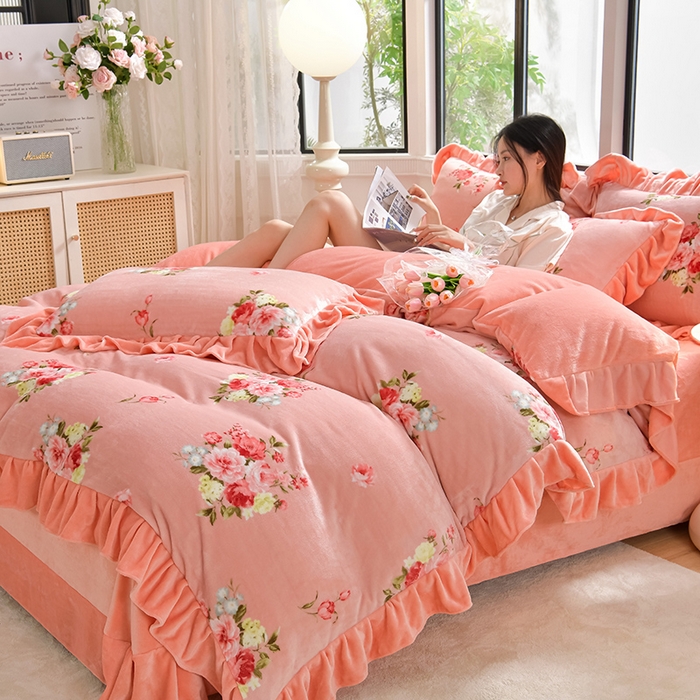 91家纺网 家纺一手货源 找家纺 妮恒美 2024新款韩版牛奶绒四件套 淡香伊人