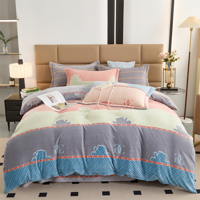 91家纺网 家纺一手货源 找家纺 优姿家纺 2025新款加厚全消光牛奶绒印花四件套 芬格兰