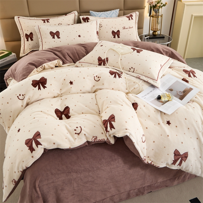 91家纺网 家纺一手货源 找家纺 优姿家纺 2025新款加厚全消光牛奶绒印花四件套 小资情调