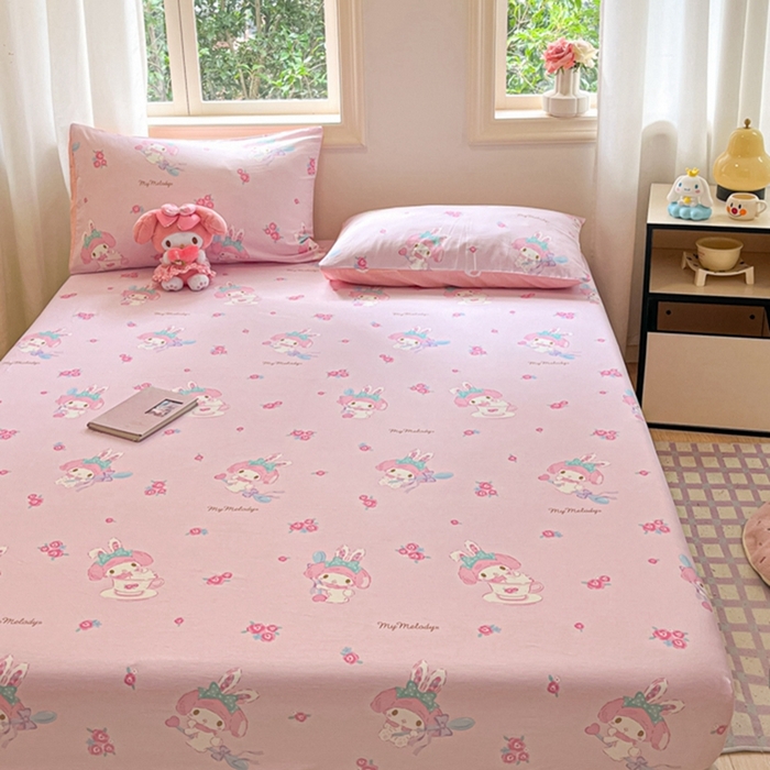 91家纺网 家纺一手货源 找家纺 博雅 2024新款三丽鸥卡通系列全棉印花床笠 花朵美乐蒂