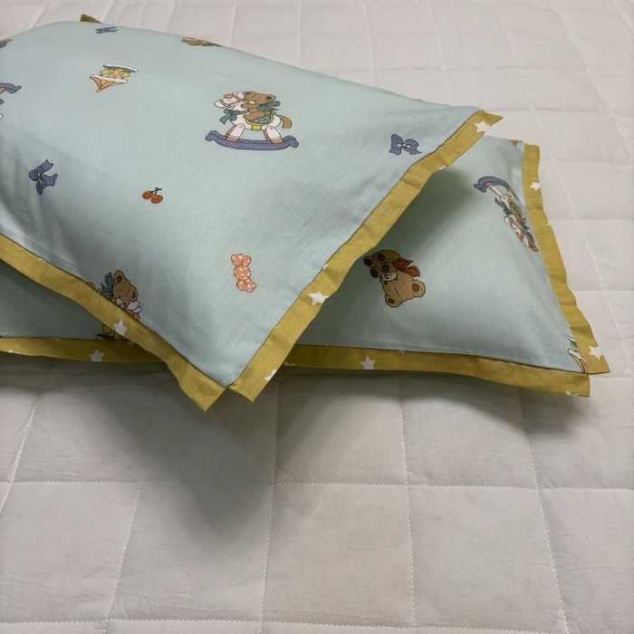 91家纺网 家纺一手货源 找家纺 2024新款A类133x72铂金全棉枕套枕头枕芯七彩童年系列 枕套+枕芯-实拍图 旋转木马