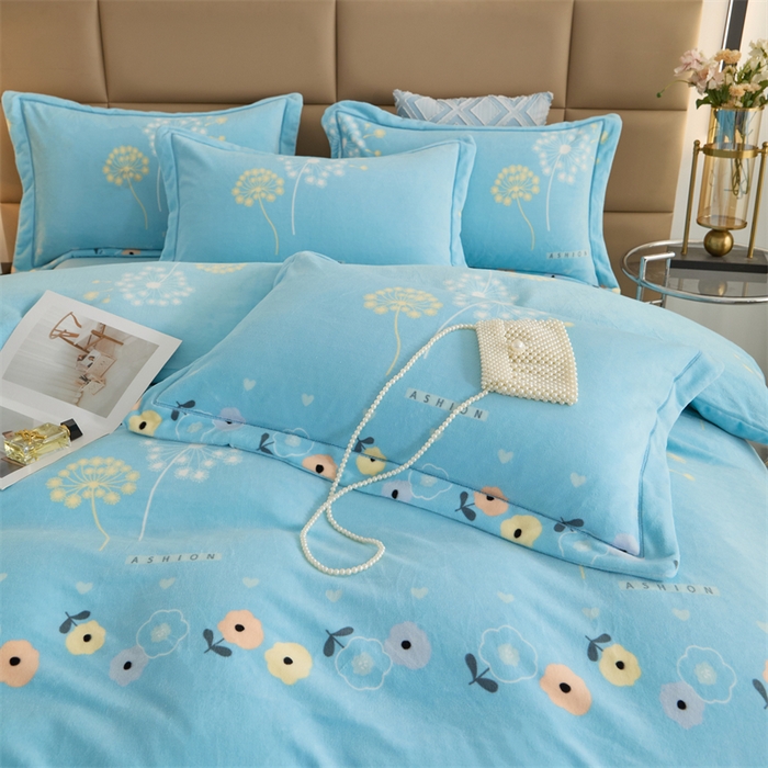 91家纺网 家纺一手货源 找家纺 优姿家纺 2025新款加厚全消光牛奶绒印花四件套 浅浅花香