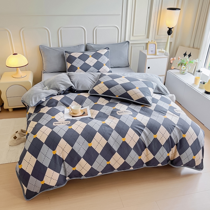 91家纺网 家纺一手货源 找家纺 2024新款全棉加牛奶绒四件套单被套系列-四件套 格韵空间