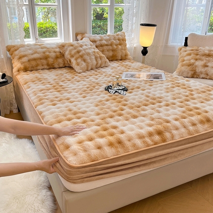 91家纺网 家纺一手货源 找家纺 （总）圣比熊 2025新款兔毛绒床笠水晶绒床垫保护套牛奶绒床垫套1