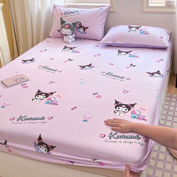 91家纺网 家纺一手货源 找家纺 博雅 2024新款三丽鸥卡通系列全棉印花床笠 库洛米爆米花可乐