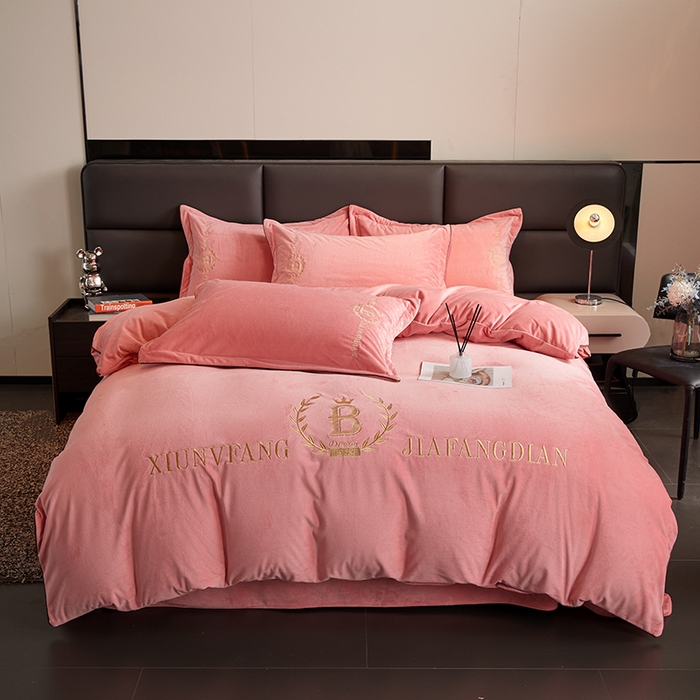 91家纺网 家纺一手货源 找家纺 （总）绣女坊 2024新款高克重宝宝绒四件套