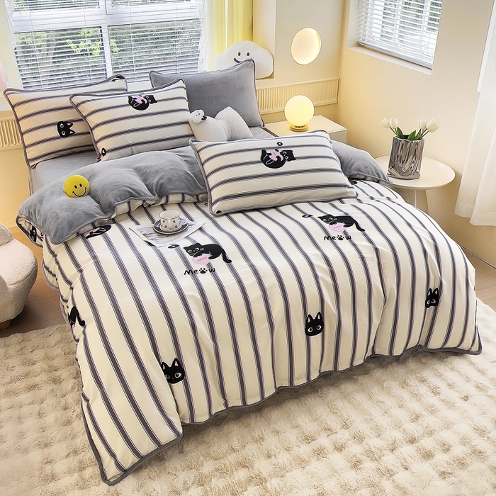 91家纺网 家纺一手货源 找家纺 2024新款全棉加牛奶绒四件套单被套系列-四件套 俏皮猫