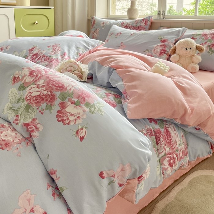 91家纺网 家纺一手货源 找家纺 琪格格纺织 2024新款纯棉13070小清新四件套 花漫晨-粉