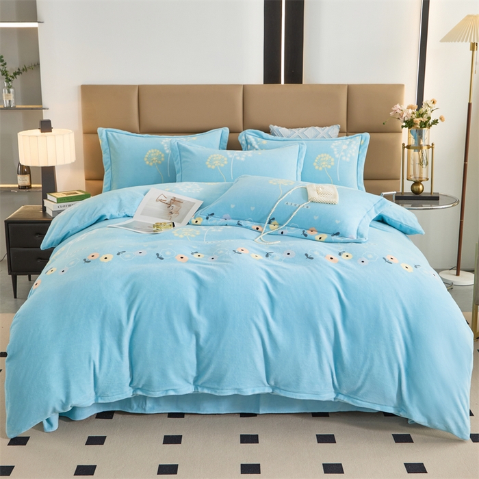 91家纺网 家纺一手货源 找家纺 优姿家纺 2025新款加厚全消光牛奶绒印花四件套 浅浅花香