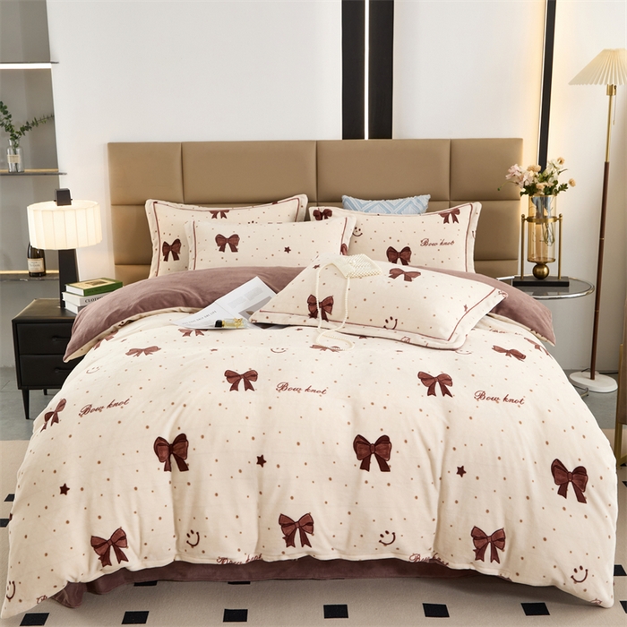 91家纺网 家纺一手货源 找家纺 优姿家纺 2025新款加厚全消光牛奶绒印花四件套 小资情调