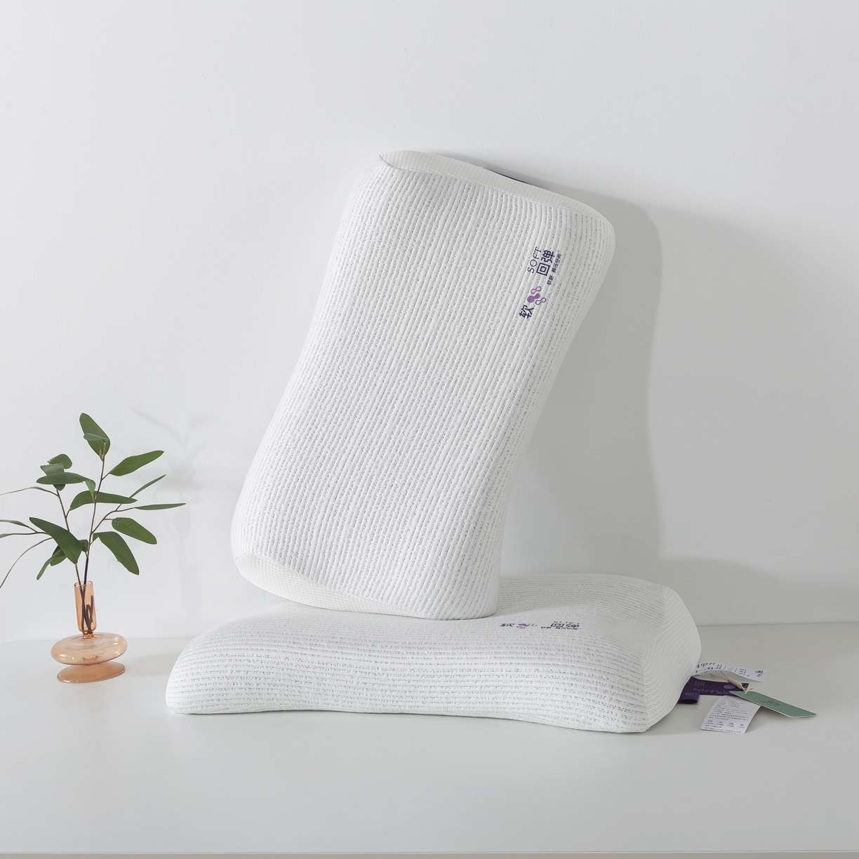 91家纺网 家纺一手货源 找家纺 境月枕芯坊 2024新款软回弹记忆棉枕芯 软回弹记忆棉枕-曲线款40*64*11cm