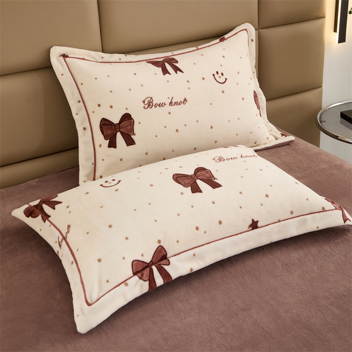 91家纺网 家纺一手货源 找家纺 优姿家纺 2025新款加厚全消光牛奶绒印花四件套 小资情调