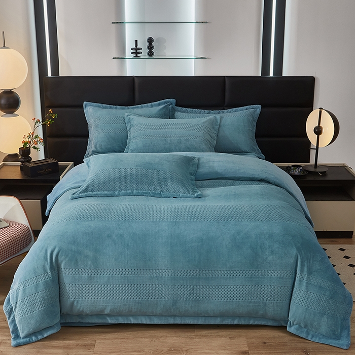 91家纺网 家纺一手货源 找家纺 绣女坊 2024新款雕花绒-大麦四件套 大麦-蓝灰