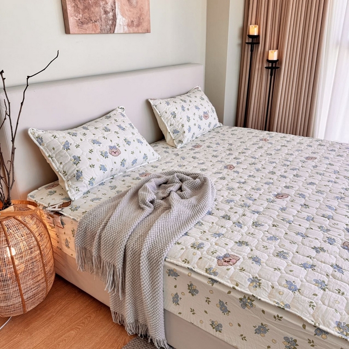 91家纺网 家纺一手货源 找家纺 兜米家居 2024新款云朵水洗纱夹棉单品床笠 小蓝花