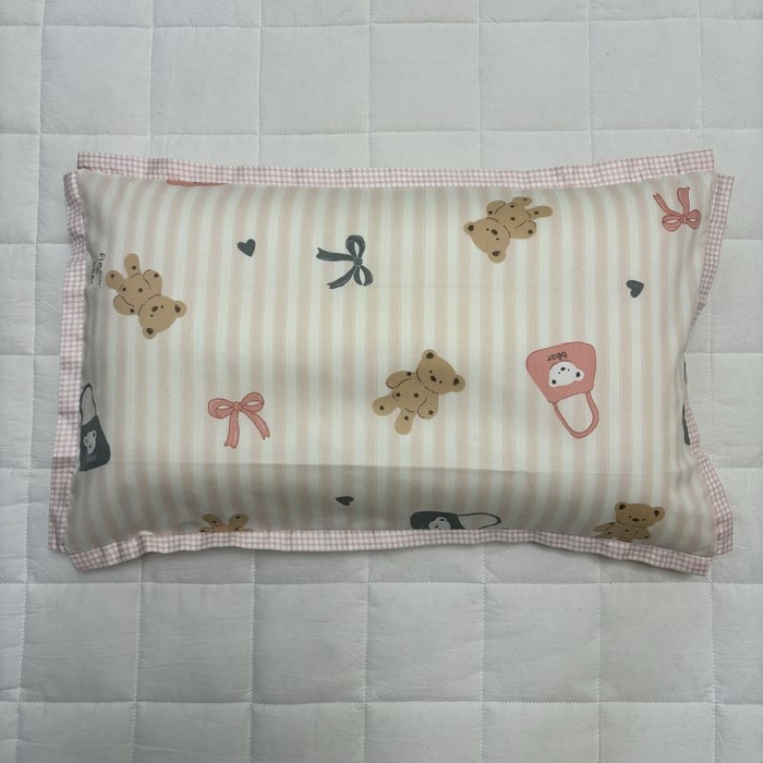 91家纺网 家纺一手货源 找家纺 2024新款A类133x72铂金全棉枕套枕头枕芯七彩童年系列 枕套+枕芯-实拍图 丹尼小熊