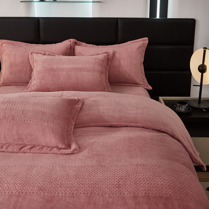 91家纺网 家纺一手货源 找家纺 （总）绣女坊 2024新款雕花绒-大麦四件套