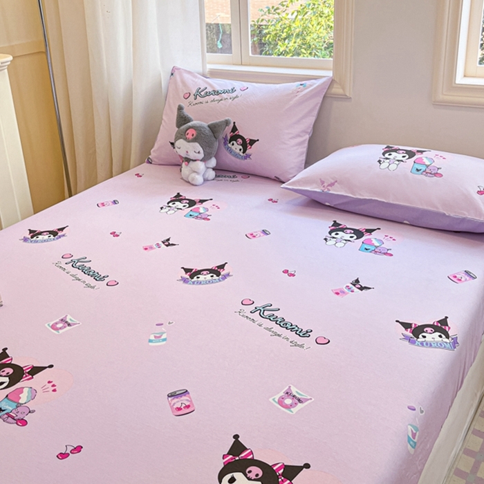 91家纺网 家纺一手货源 找家纺 博雅 2024新款三丽鸥卡通系列全棉印花床笠 库洛米爆米花可乐