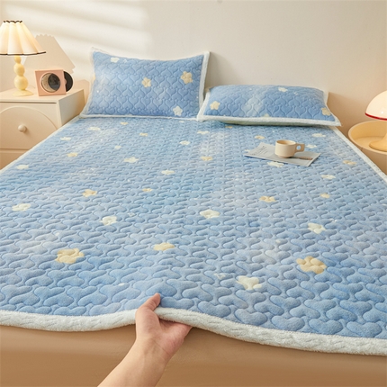 91家纺网 家纺一手货源 找家纺 (总) 兄弟坊 2025新款牛奶绒印花床护垫床笠 床垫保护套