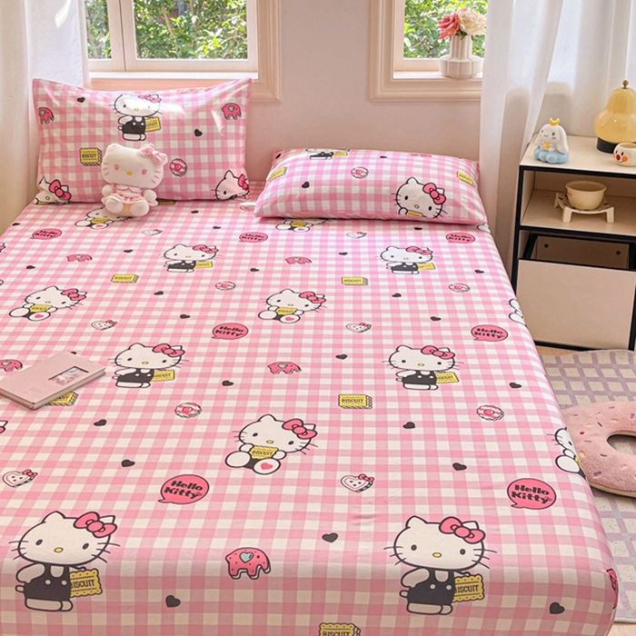 91家纺网 家纺一手货源 找家纺 博雅 2024新款三丽鸥卡通系列全棉印花床笠 粉格KT