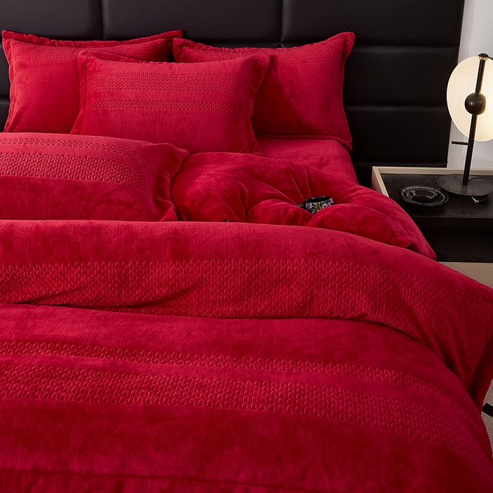 91家纺网 家纺一手货源 找家纺 绣女坊 2024新款雕花绒-大麦四件套 大麦-大红色