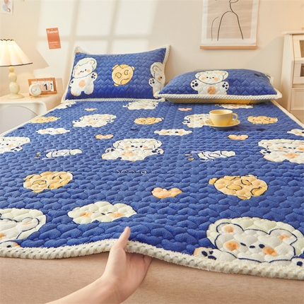 91家纺网 家纺一手货源 找家纺 (总) 兄弟坊 2025新款牛奶绒印花床护垫床笠 床垫保护套