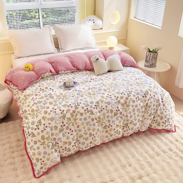 91家纺网 家纺一手货源 找家纺 2024新款全棉加牛奶绒四件套单被套系列-单被套 花语小兔