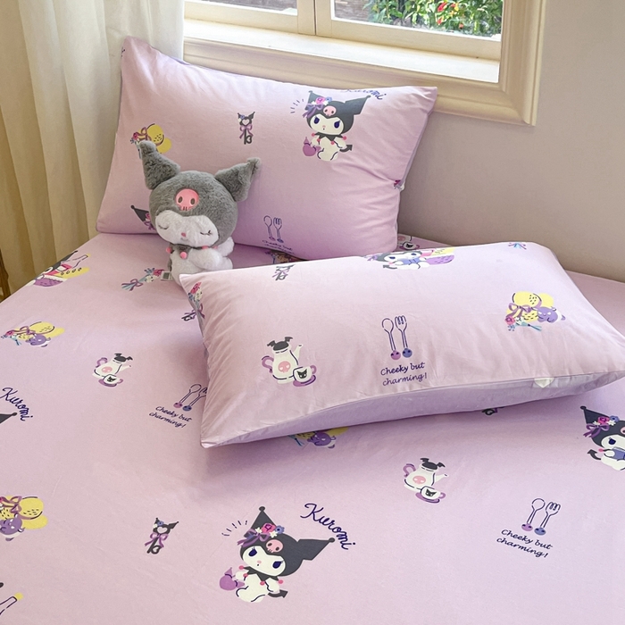 91家纺网 家纺一手货源 找家纺 博雅 2024新款三丽鸥卡通系列全棉印花床笠 派对库洛米