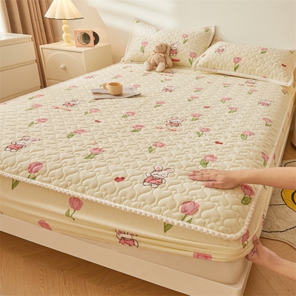 91家纺网 家纺一手货源 找家纺 (总) 兄弟坊 2025新款牛奶绒印花床护垫床笠 床垫保护套