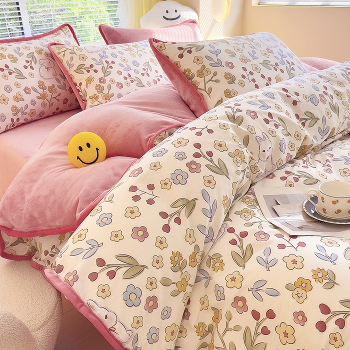 91家纺网 家纺一手货源 找家纺 2024新款全棉加牛奶绒四件套单被套系列-四件套 花语小兔