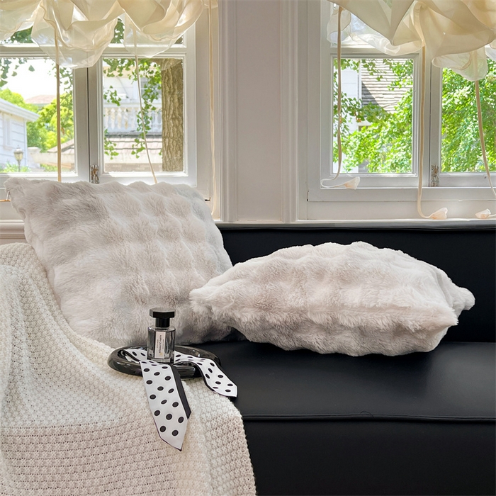 91家纺网 家纺一手货源 找家纺 梦舒羽 2025新款兔毛绒抱枕套牛奶绒枕芯套雪花绒枕头套单人宿舍 梦幻浅灰