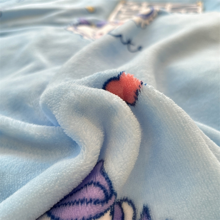 91家纺网 家纺一手货源 找家纺 2024新款A类AB版加厚保暖双面牛奶绒印花四件套--小清新系列 蓝底兔