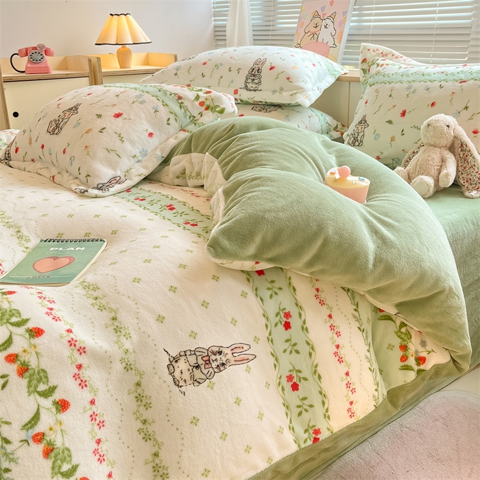 91家纺网 家纺一手货源 找家纺 2024新款A类AB版加厚保暖双面牛奶绒印花四件套--小清新系列 碎花小兔