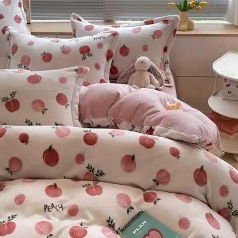 91家纺网 家纺一手货源 找家纺 2024新款A类AB版加厚保暖双面牛奶绒印花四件套--小清新系列 水果