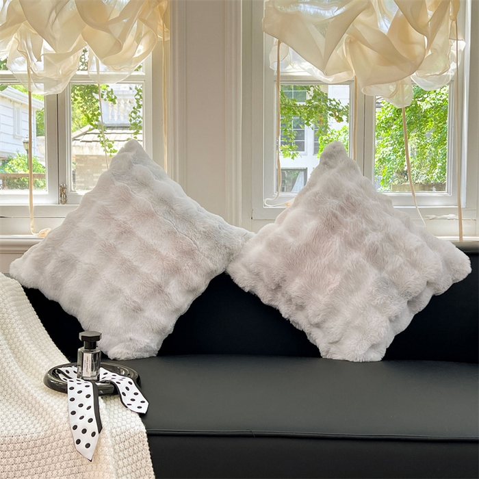 91家纺网 家纺一手货源 找家纺 梦舒羽 2025新款兔毛绒抱枕套牛奶绒枕芯套雪花绒枕头套单人宿舍 梦幻浅灰